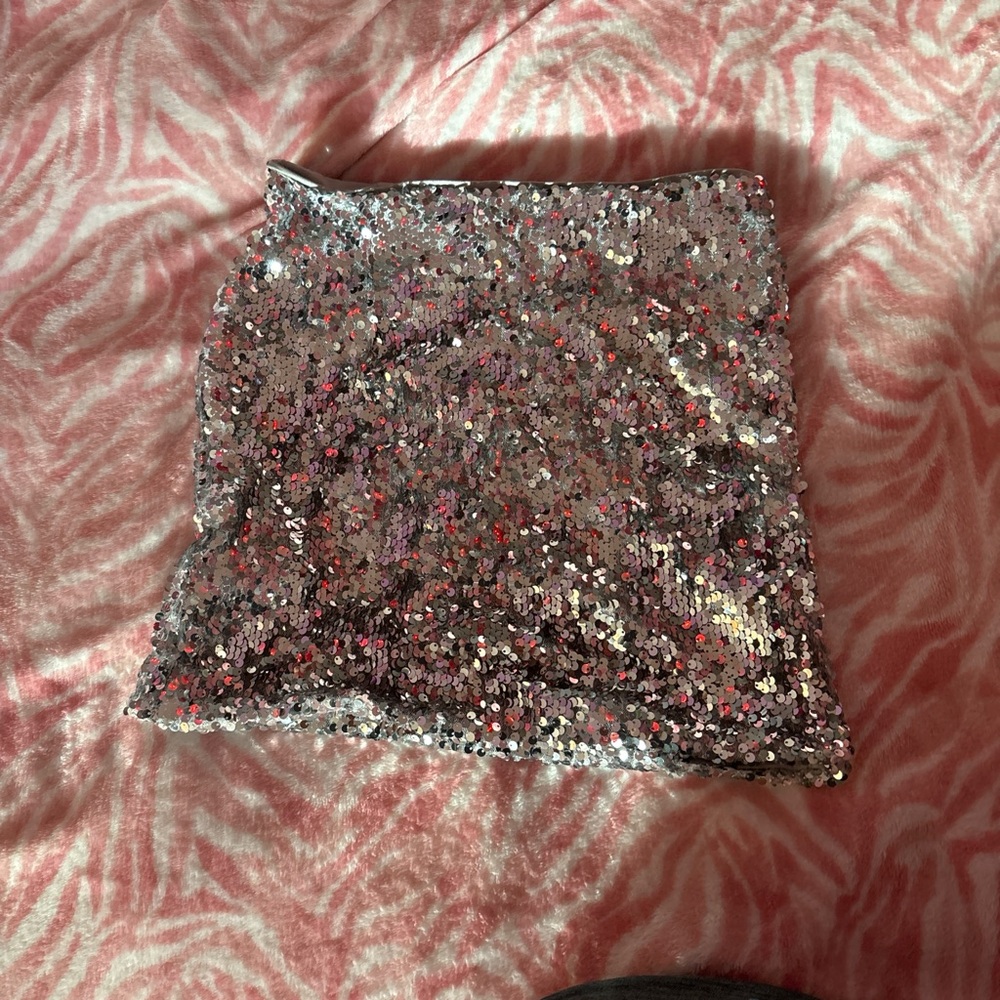 Forever 21 disco silver sequin mini skirt
